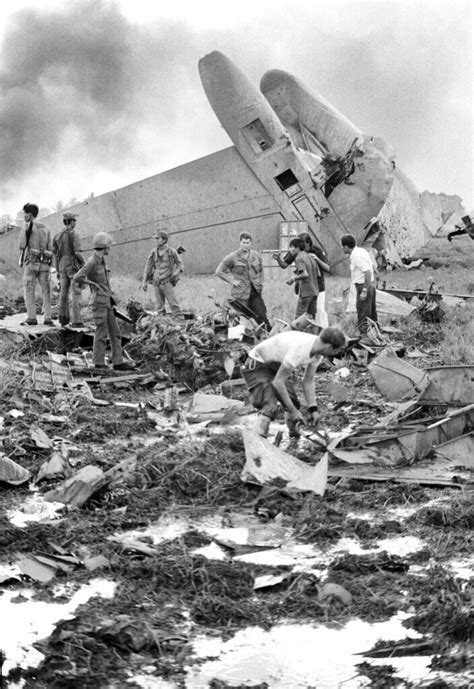 Vietnam War Operation Babylift Crash | Rescue and recovery w… | Flickr