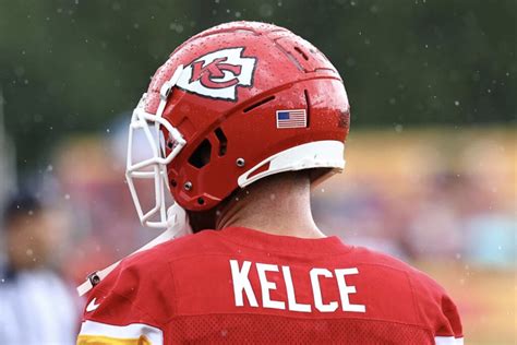 What Pros Wear: Travis Kelce's Schutt F7 Helmet - What Pros Wear