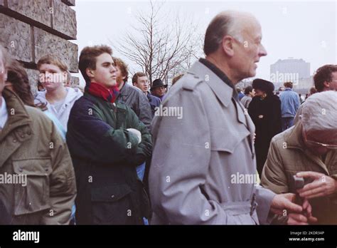 Fall of the Berlin Wall 1989 GDR, Berlin Germany / Mauerfall Berliner Mauer 1989 DDR-BRD Stock ...