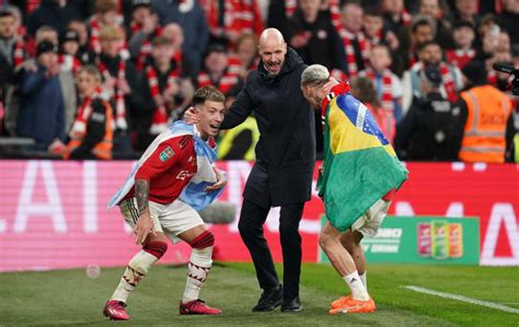 Erik ten Hag dances at Wembley after Man United win EFL Cup final ...