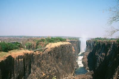 TravelComments.com Official Blog: Zambia & Zimbabwe to introduce toll ...