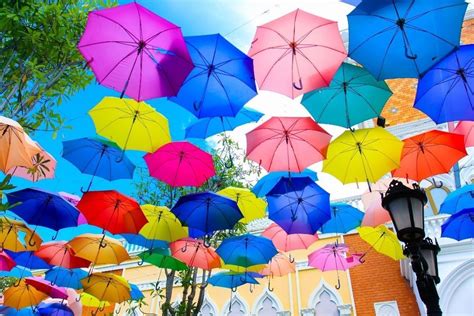 How to Provide Shade At Outdoor Wedding Using Parasols - Parasol Sky Ceiling | Outdoor wedding ...