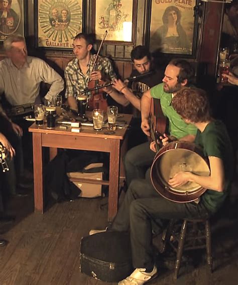 The 10 Best Irish Drinking Songs | VinePair