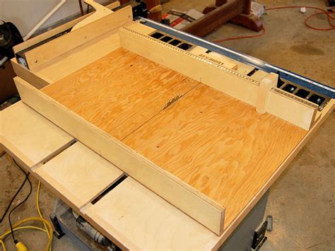 How To Make A Table Saw Sled - IBUILDIT.CA