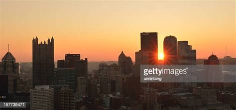 Pittsburgh Skyline Sunrise Photos and Premium High Res Pictures - Getty Images