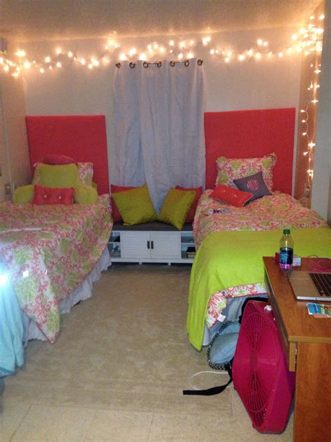 College of charleston dorm | Girls dorm room, College of charleston ...