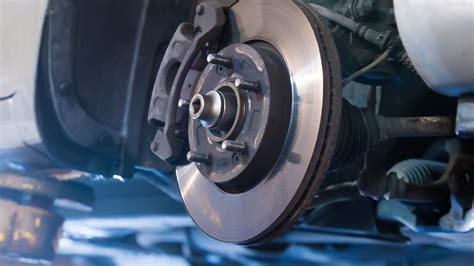 Brakes Thump When Stopping: Causes and Effective Solutions