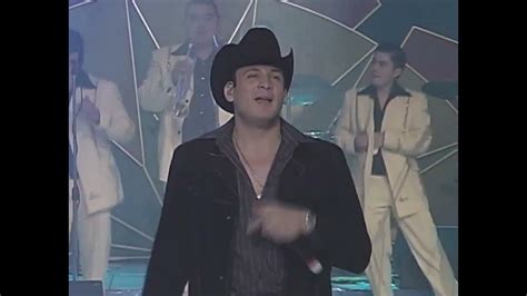 Valentín Elizalde - Camarón Pelao (En Vivo) - YouTube