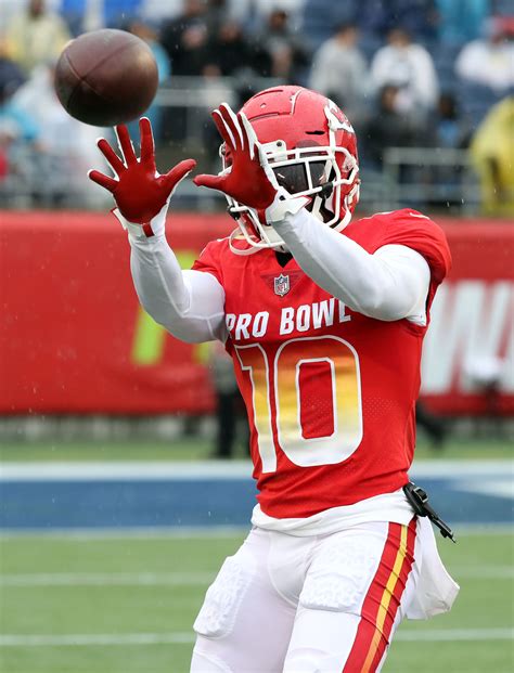 This Date In Transactions History: Chiefs Draft Tyreek Hill