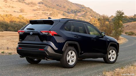 2019 Toyota RAV4 Hybrid XLE (Color: Blueprint) | Rear Three-Quarter