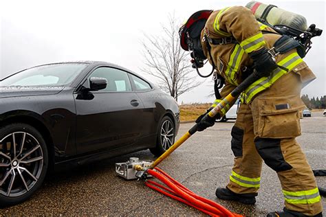 Extinguishing Electric Vehicle Battery Fires – Webinar | VSFA