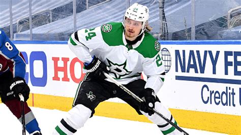 Stars Sign Forward Roope Hintz to $9.45 Million, 3-Year Deal – NBC 5 ...