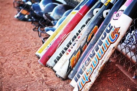 20 Best Softball Bats: Top Fastpitch & Slowpitch Models | Dugout Debate