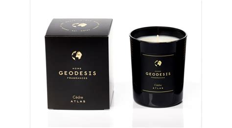 Cedar scented candle