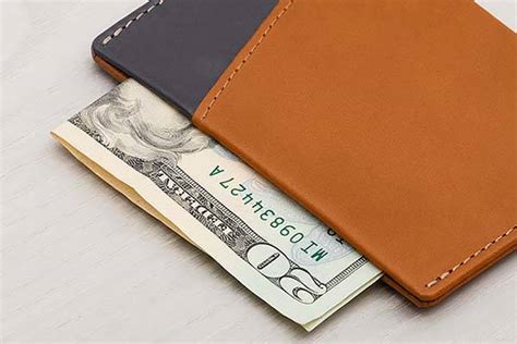 Bellroy Micro Sleeve Slim Leather Wallet | Gadgetsin