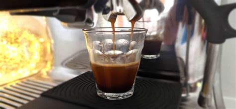 How To Make Doppio (aka Double-Shot) Espresso Like A Pro ...