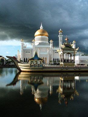 Brunei | Travel Brunei Darussalam | Brunei points of interest | Brunei places to visit | Brunei ...