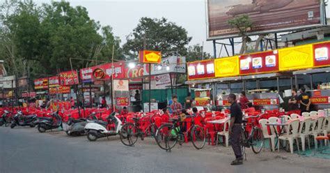 Street Food In Ahmedabad 2022: 19 Great Food Experiences For 2023!