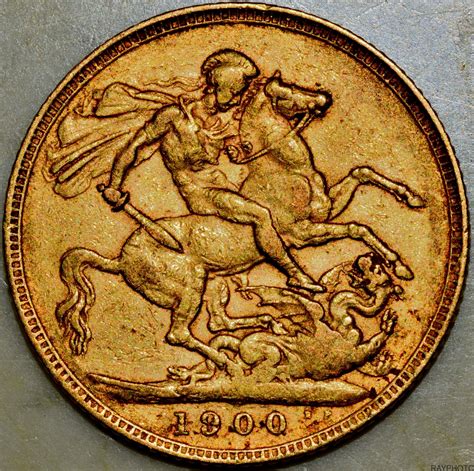 Gold coin of British India era of 100+ years old | RAYPHOTO