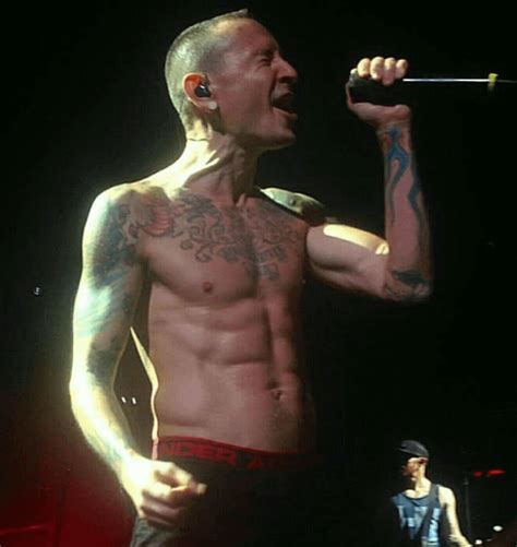 Chester Bennington, he loved tattoos so much that he co-owned a luxury tattoo parlor : r ...