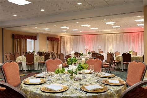 Hilton Garden Inn Fort Myers Airport/FGCU - Fort Myers, FL - Wedding Venue