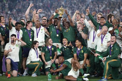 [SOCIAL WIRE] Fans Celebrate South Africa’s Stunning Rugby World Cup Championship - 2019 Rugby ...