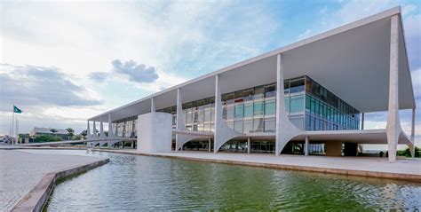 Palácio do Planalto, Brasília | Modern architecture, Architecture, Space architecture