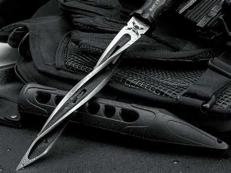 Top 10 Coolest Knives Every True Knife Lover Should Have In Their Arsenal