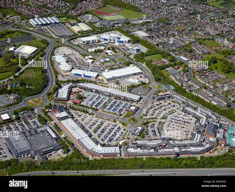 Cheshire Oaks Retail Shopping Centre, Ellesmere Port, North West ...