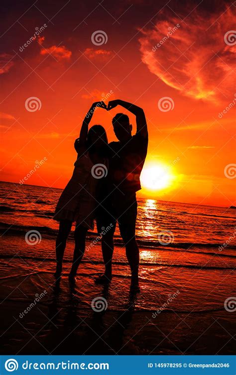 Silhouettes Of Romantic Couple Near The Eiffel Tower Stock Image ...