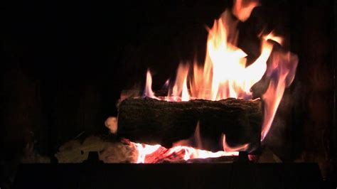 Fireplace crackling sound fire 15min - YouTube