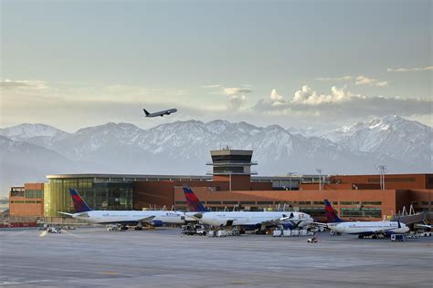 Salt Lake City International Airport Passenger Terminal - HOK