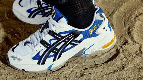 Asics Gel Kayano 5 OG (White, Black & Blue) | END. Launches