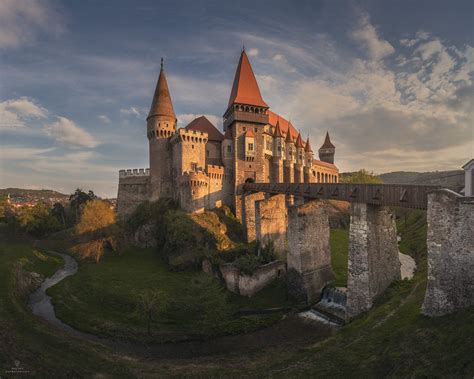 Corvin Castle - Corvin Castle. Hunedoara, Romania | Transylvania castle ...