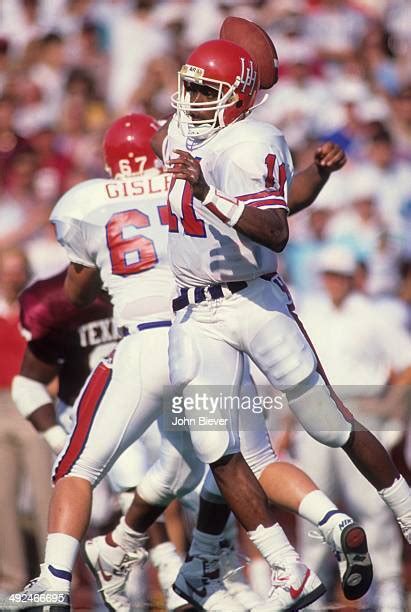 University Of Houston Qb Andre Ware Photos and Premium High Res Pictures - Getty Images