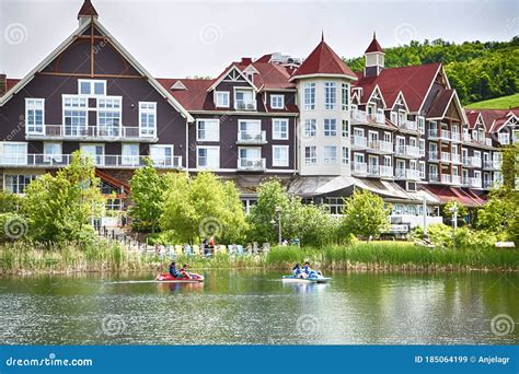 COLLINGWOOD, on, CANADA - JUNE 16, 2019: Blue Mountain Village at Summer Time, Ontario Editorial ...