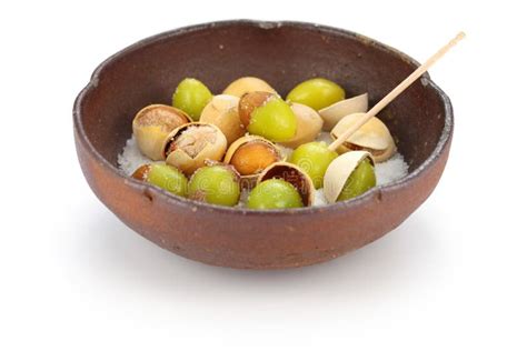 Salt Roasted Ginkgo Nuts, Japanese Food Stock Photo - Image: 62508959