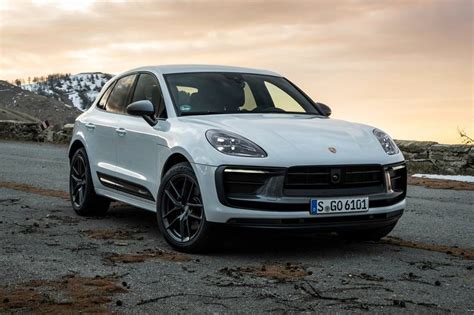 2023 Porsche Macan T