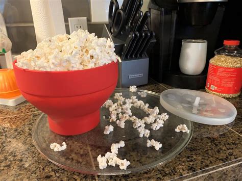 Rapid Brands Popcorn Popper - Collapsible Silicon Microwaveable Bowl