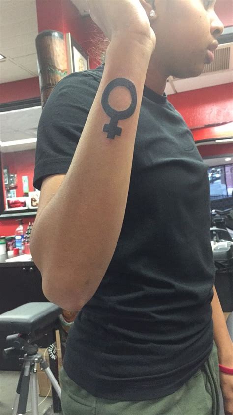 Lady, woman sign, symbol. Feminist symbol tattoo. (With images) | Tattoos, Symbolic tattoos ...