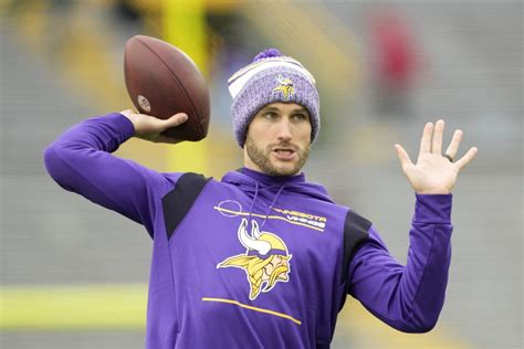 Kirk Cousins injury update: Vikings QB gets carted off field during Week 8 game vs Packers