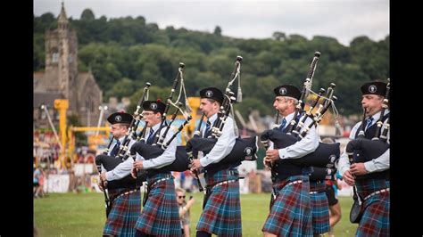 Bagpipes And Drums Music Burntisland and District Pipe Band Fife Scotland - YouTube