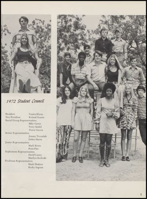 Explore 1972 Smithville High School Yearbook, Smithville TX - Classmates