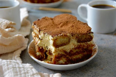 Best Classic Italian Tiramisu Recipe: A No-Bake Dessert! - Baked ...