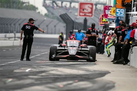 It's the final hour of Indianapolis 500 qualifying — and Will Power's ...