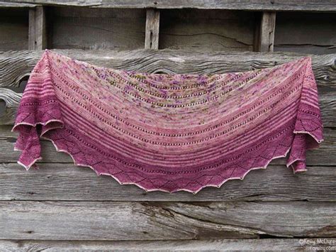 Crescent Shawl Free Knitting Patterns | Shawl patterns, Knitting patterns free, Knitting patterns