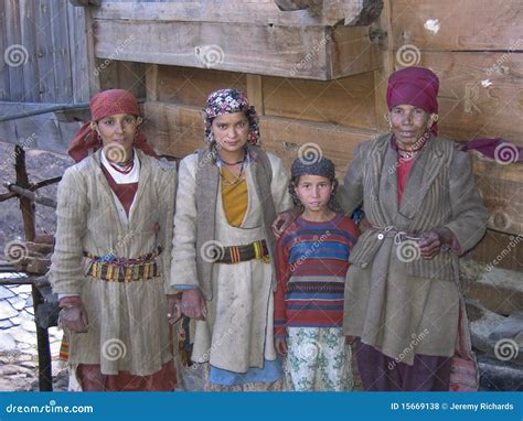 Life in the Himalayas editorial stock photo. Image of clothing - 15669138