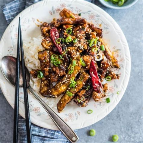 Sichuan Eggplant Stir Fry (Yú Xiāng Eggplant, 鱼香茄子) - Omnivore's Cookbook