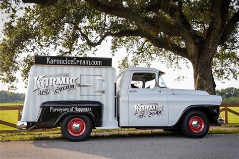 Vintage ice cream trucks: a business grows based on nostalgia | Food ...