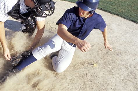 Common Youth Sports Injuries - Baseball | UPMC HealthBeat